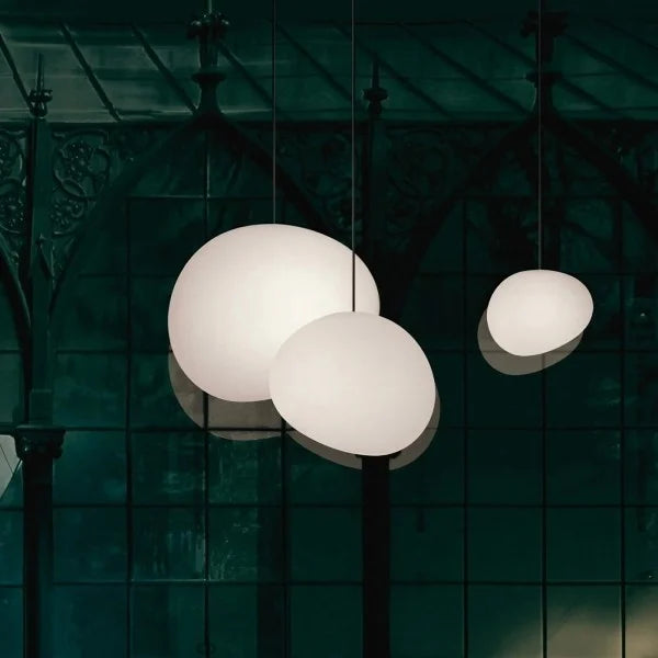 LumièreZen - Suspension en Verre Soufflé pour Une Ambiance Douce