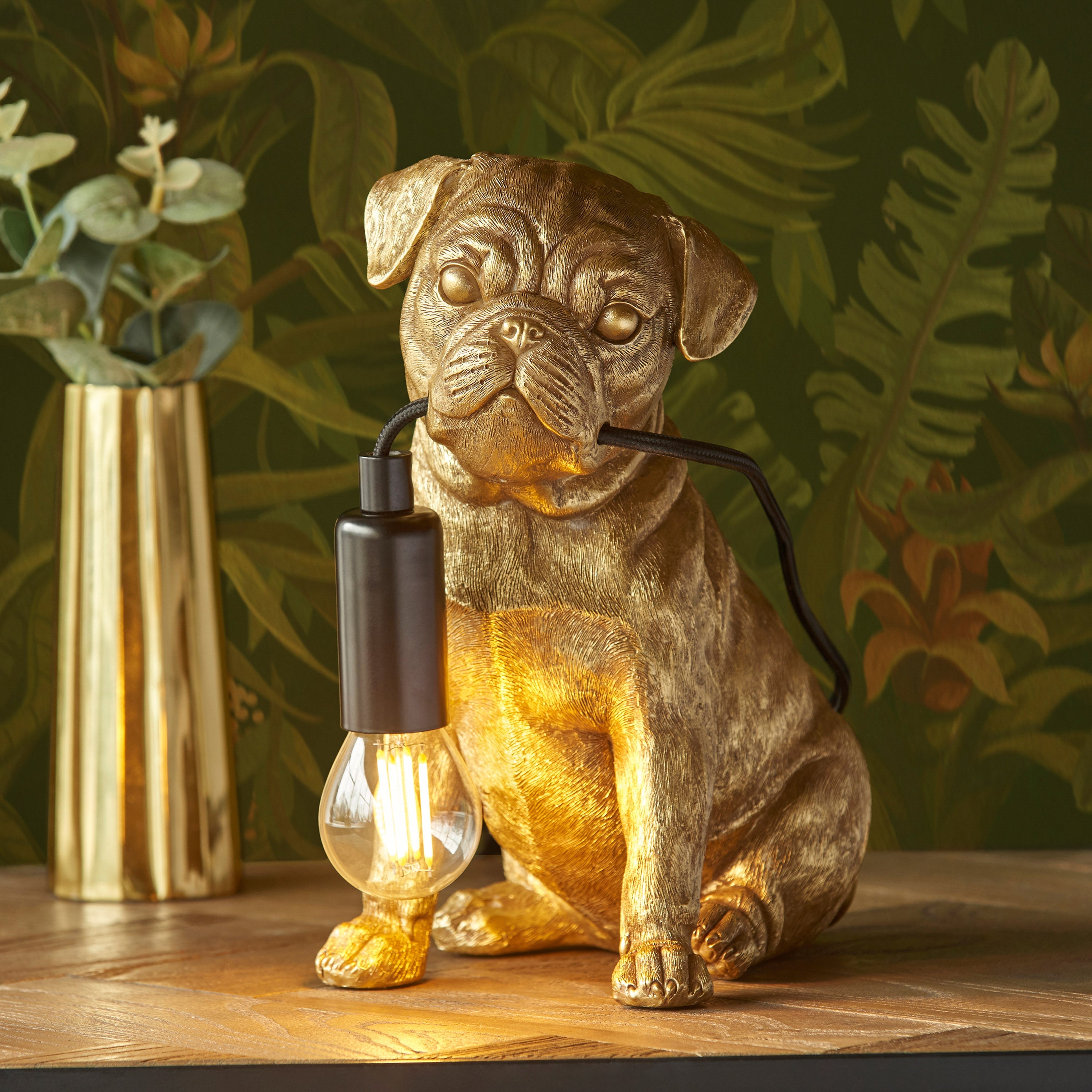 PugChic - Lampe de Table Chiot Intemporelle en Résine Dorée