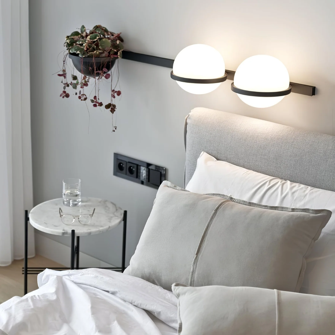 LumiTech - Applique Murale LED Extérieure Chic et Énergétiquement Efficace