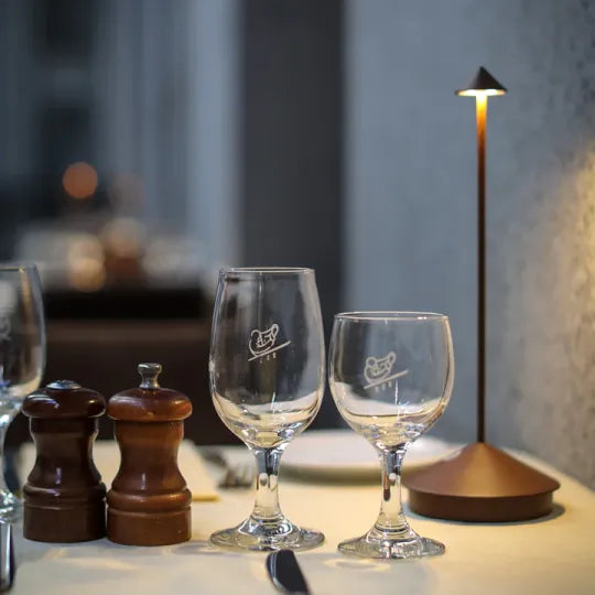 Salume - Lampe de Table LED Minimaliste | Éclairage Sans Fil, Étanche et Dimmable