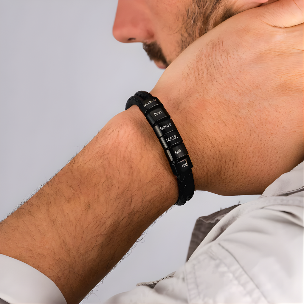 Bracelet Noir pour Homme avec Perles Gravées