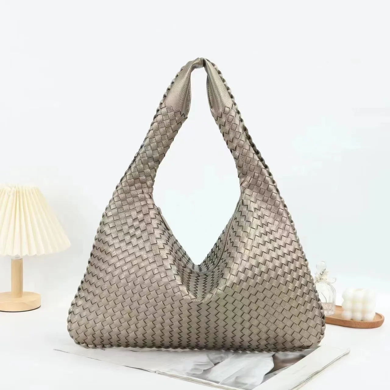 Sassy Bag - Sac à Main Tressé en Cuir Luxueux