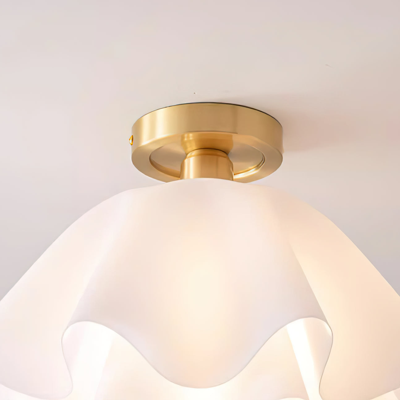 LumièrePlafond Chic - Suspension Moderne Élégante pour Votre Intérieur
