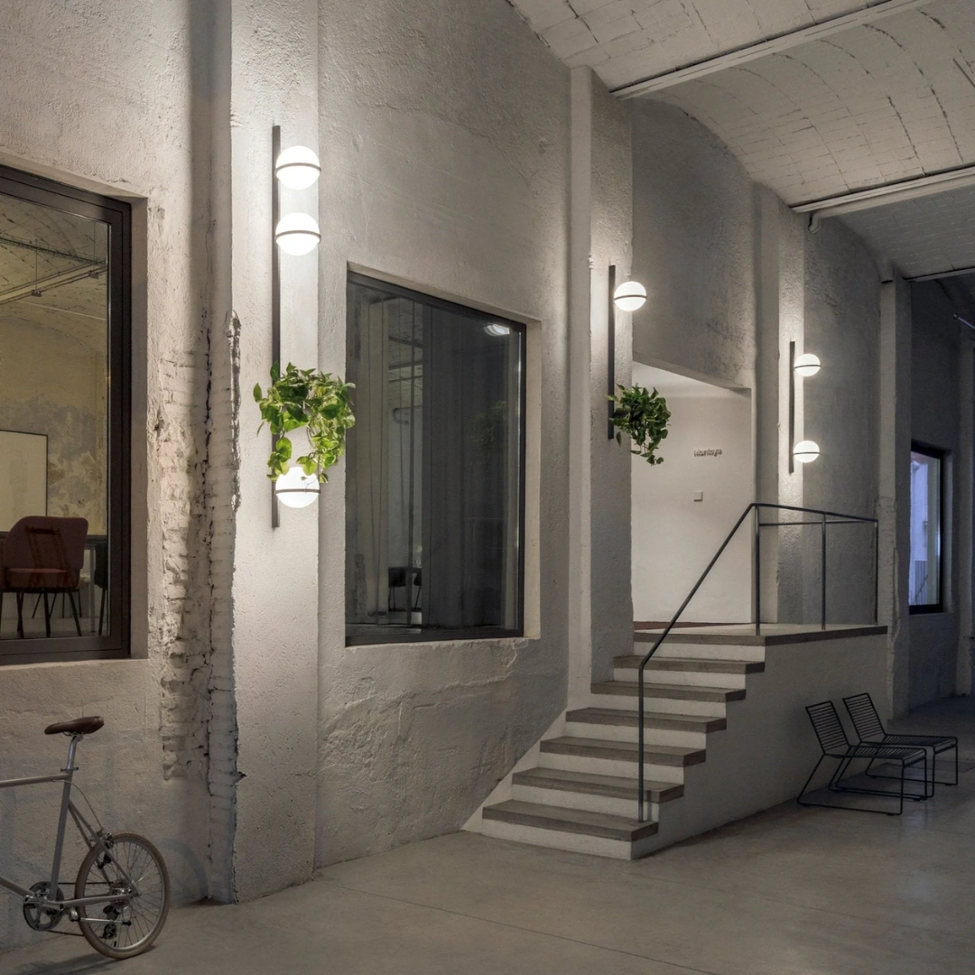 LumiTech - Applique Murale LED Extérieure Chic et Énergétiquement Efficace