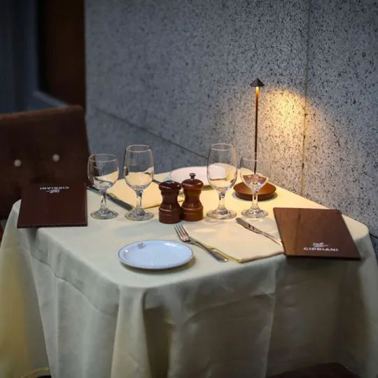 Salume - Lampe de Table LED Minimaliste | Éclairage Sans Fil, Étanche et Dimmable