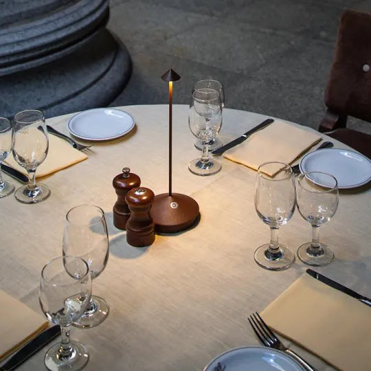 Salume - Lampe de Table LED Minimaliste | Éclairage Sans Fil, Étanche et Dimmable