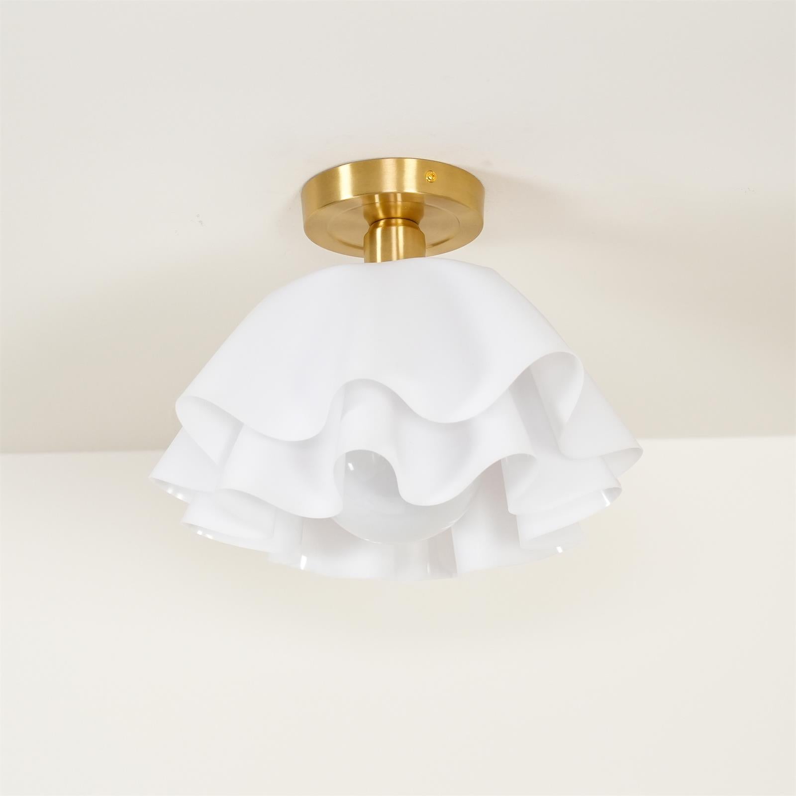 LumièrePlafond Chic - Suspension Moderne Élégante pour Votre Intérieur