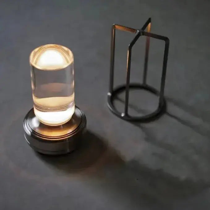 LumièreChic - Lampe de Table Portable LED Élégante et Rechargeable