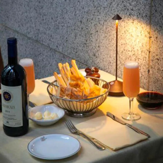 Salume - Lampe de Table LED Minimaliste | Éclairage Sans Fil, Étanche et Dimmable