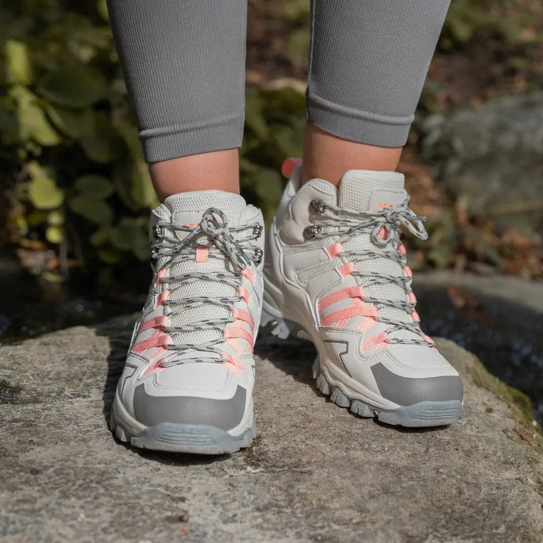 Aventuri - Chaussures de randonnée ergonomiques pour un confort optimal et un soutien exceptionnel