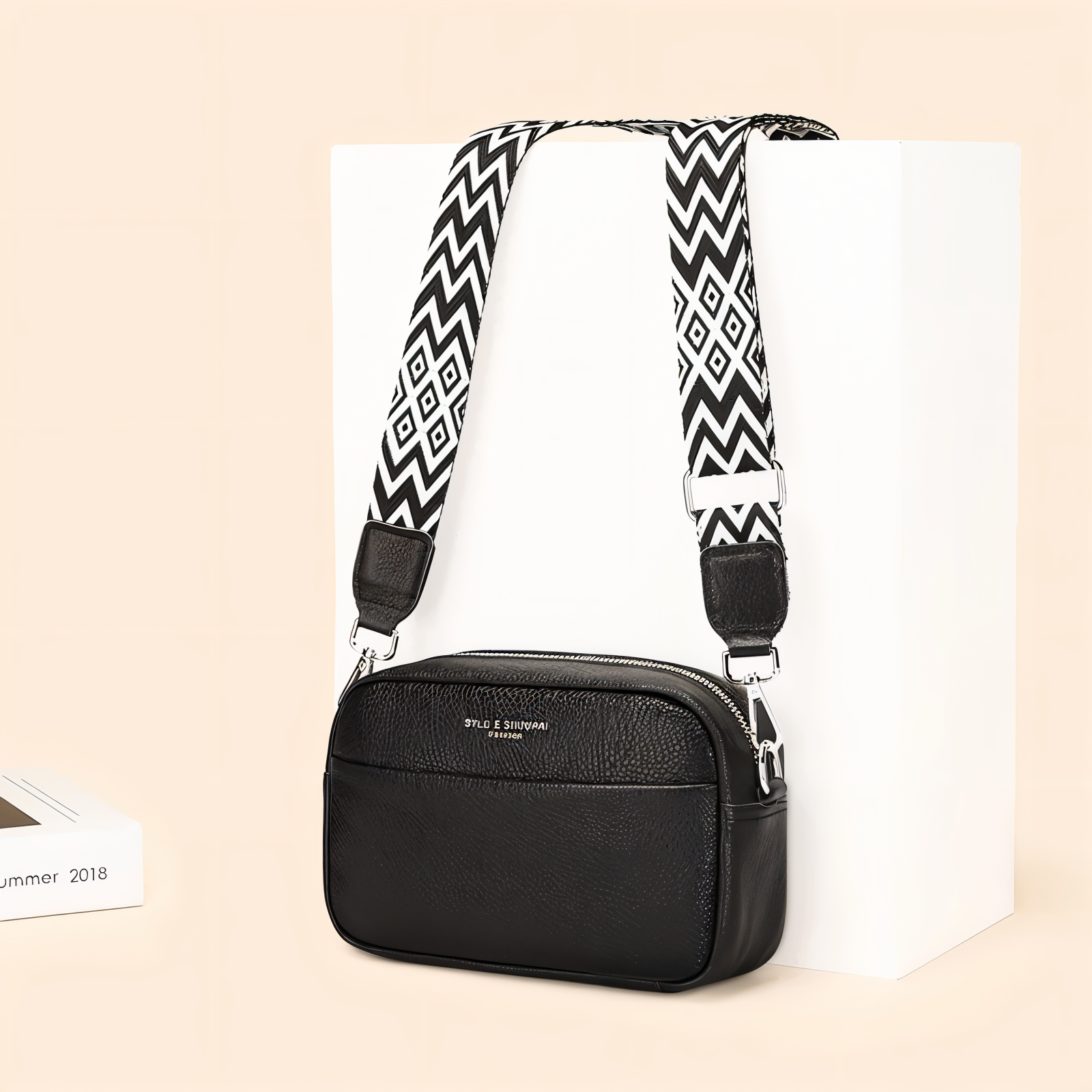 ChicZag Crossbody Bag - Sac à bandoulière rectangulaire en cuir pour femmes