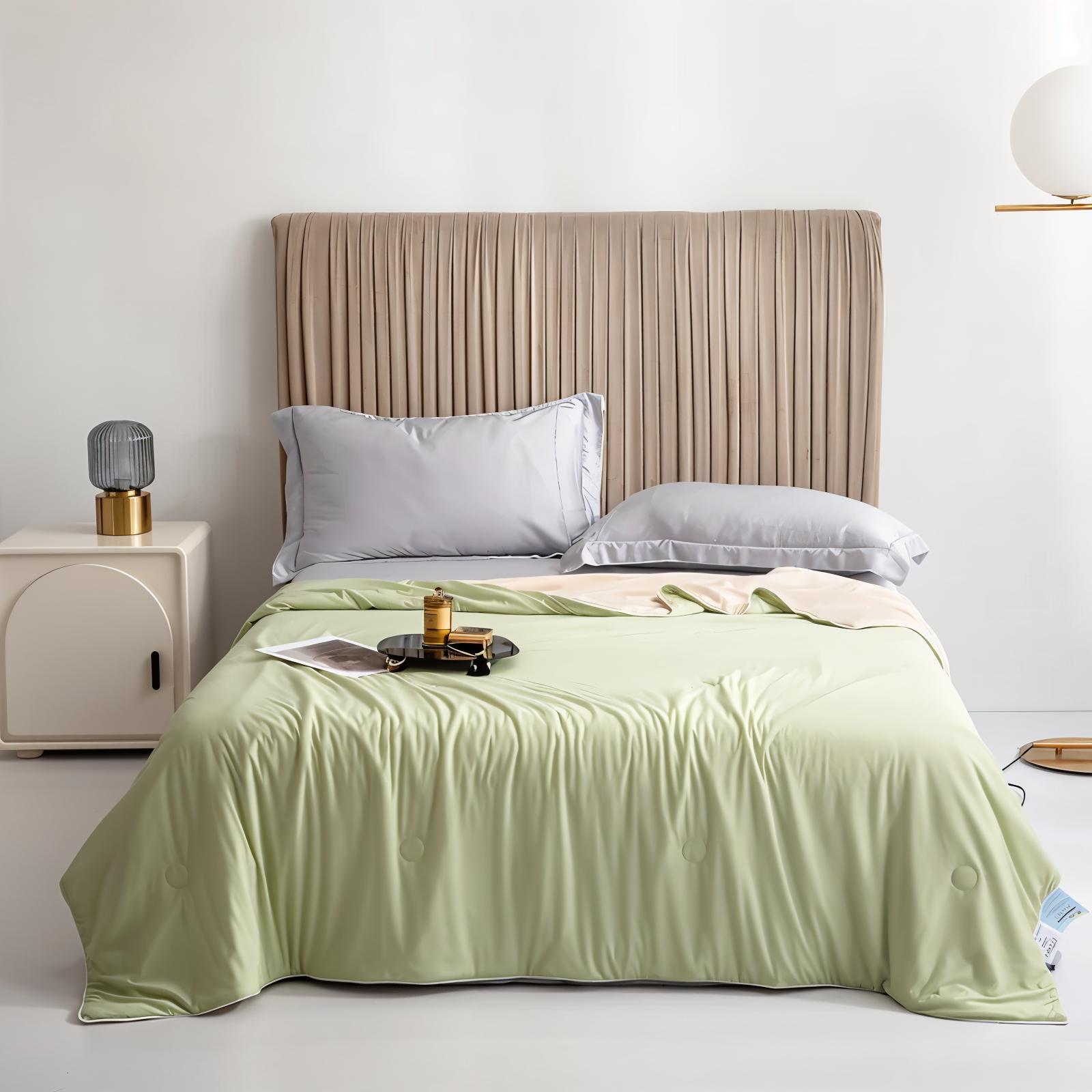 EcoFresh™ - Couverture Rafraîchissante Hypoallergénique Double Face pour l'Été