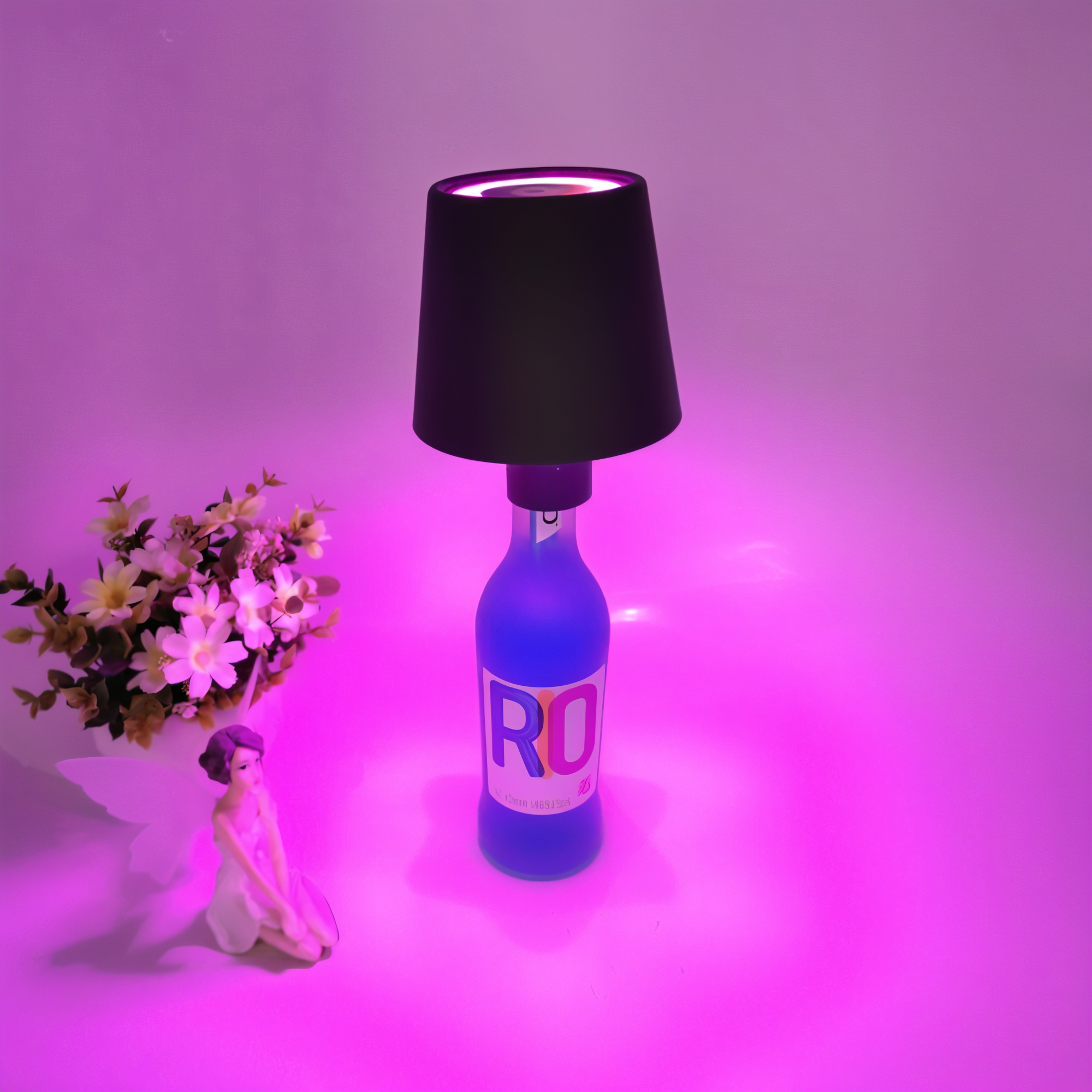 VinoGlint - Lampe de Table Portable et Dimmable en Forme de Bouteille de Vin