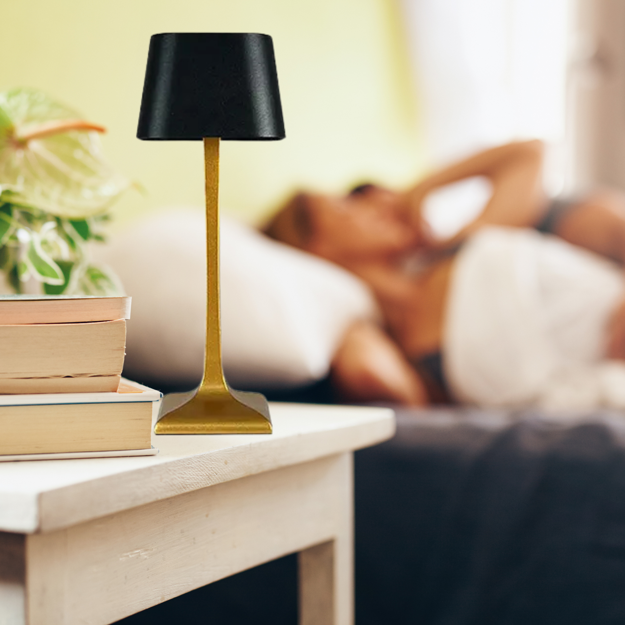 Lampe de Table LED Tactile – Rechargeable, Sans Fil & à Intensité Réglable | Design Moderne et Minimaliste