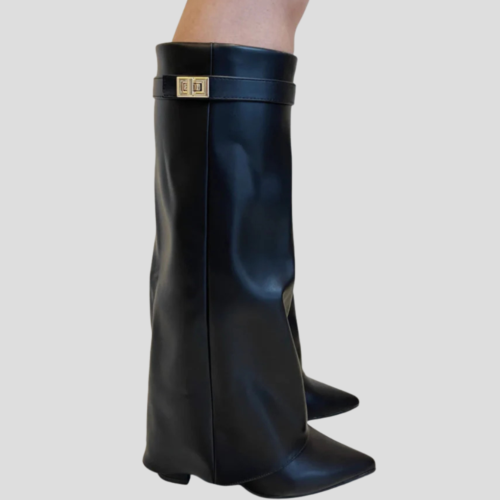 Bottes à talons hauts et rabat
