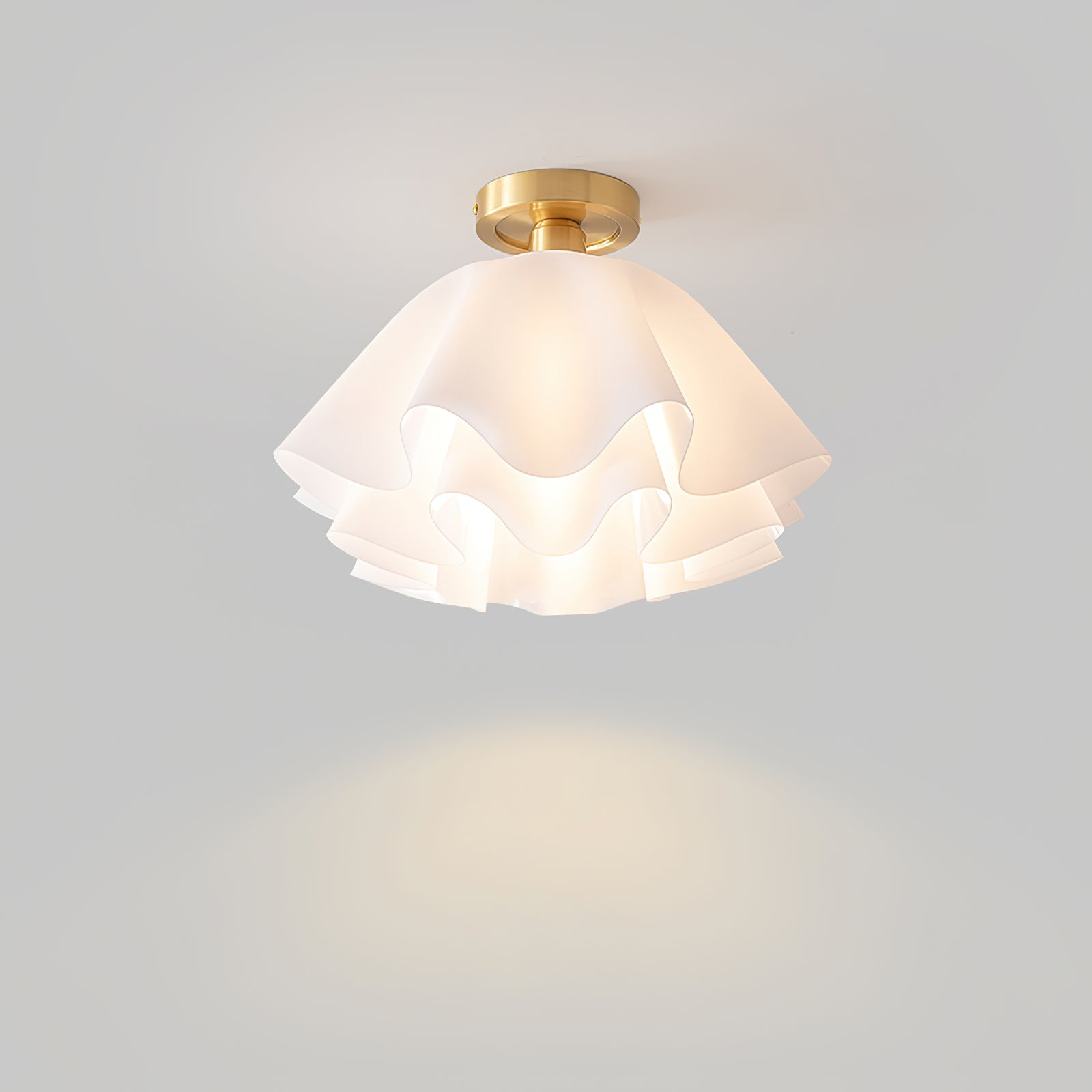LumièrePlafond Chic - Suspension Moderne Élégante pour Votre Intérieur