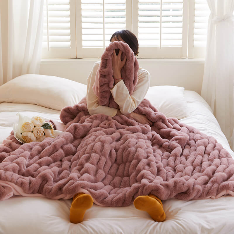 CocoonChic - Couverture en Fausse Fourrure Douce et Élégante pour Lit