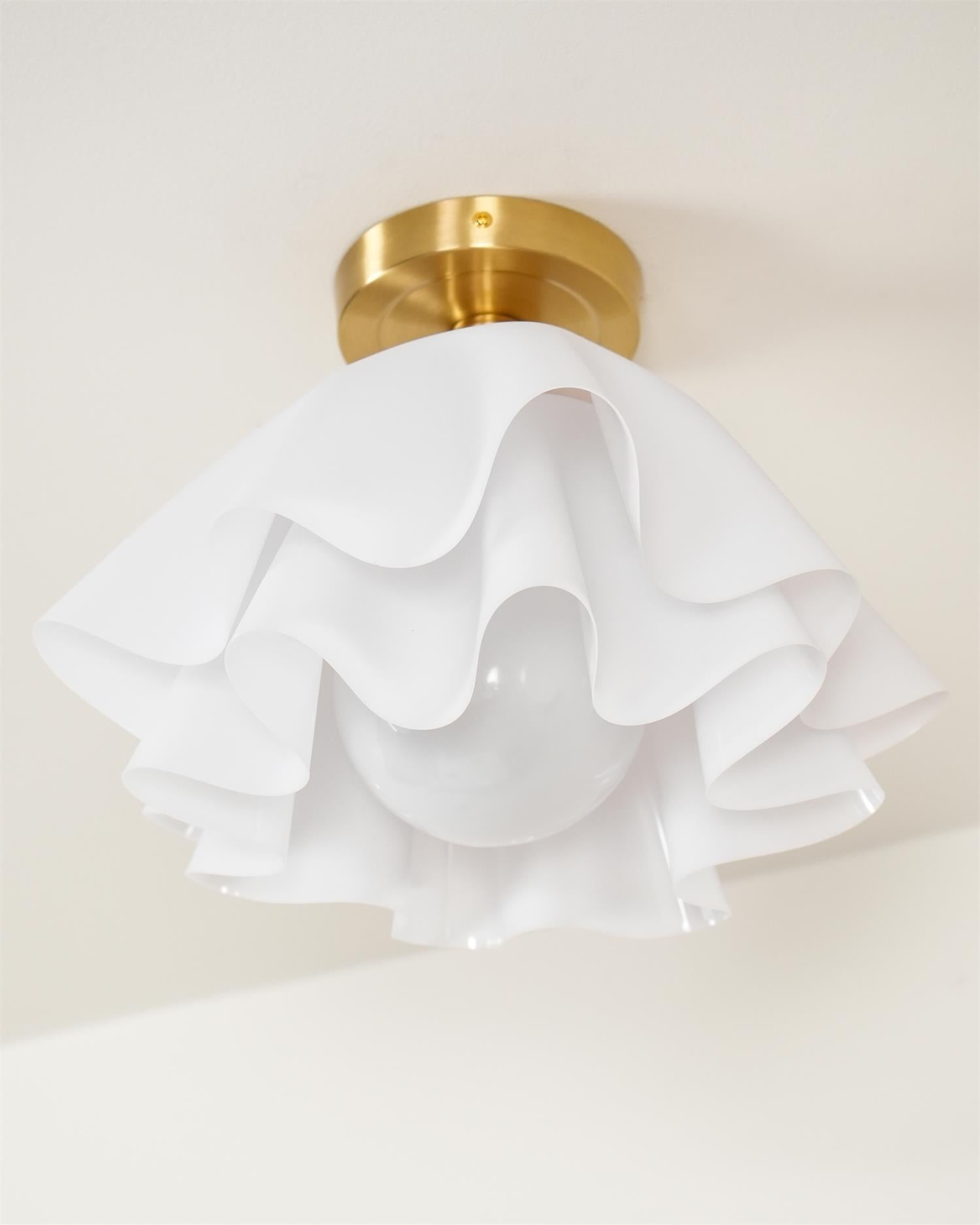 LumièrePlafond Chic - Suspension Moderne Élégante pour Votre Intérieur