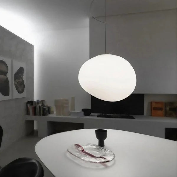 LumièreZen - Suspension en Verre Soufflé pour Une Ambiance Douce