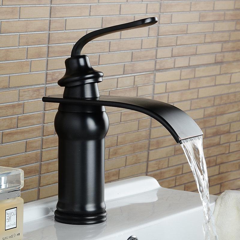 Armes - Robinet Cascade en Laiton Vintage