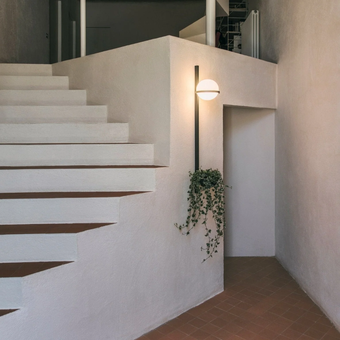 LumiTech - Applique Murale LED Extérieure Chic et Énergétiquement Efficace