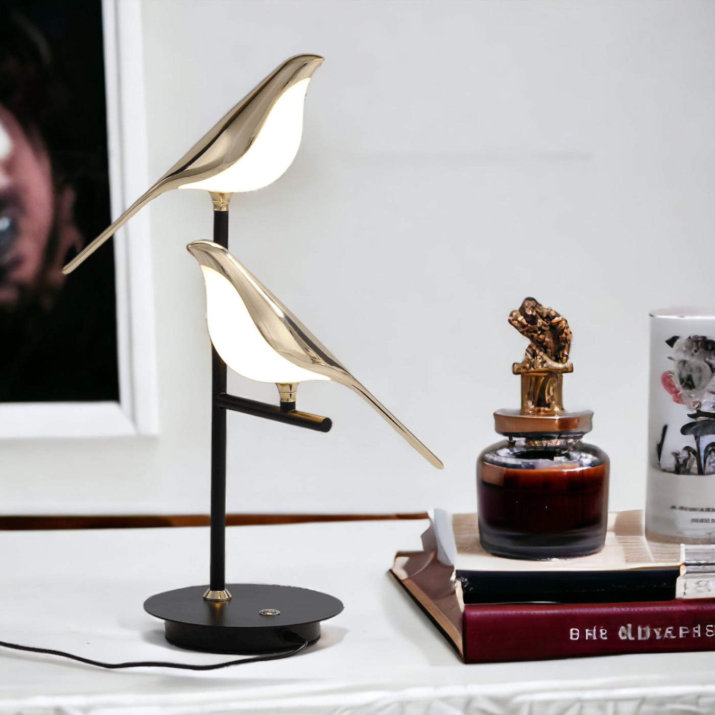LumièreChic - Lampe de bureau LED moderne en or galvanisé