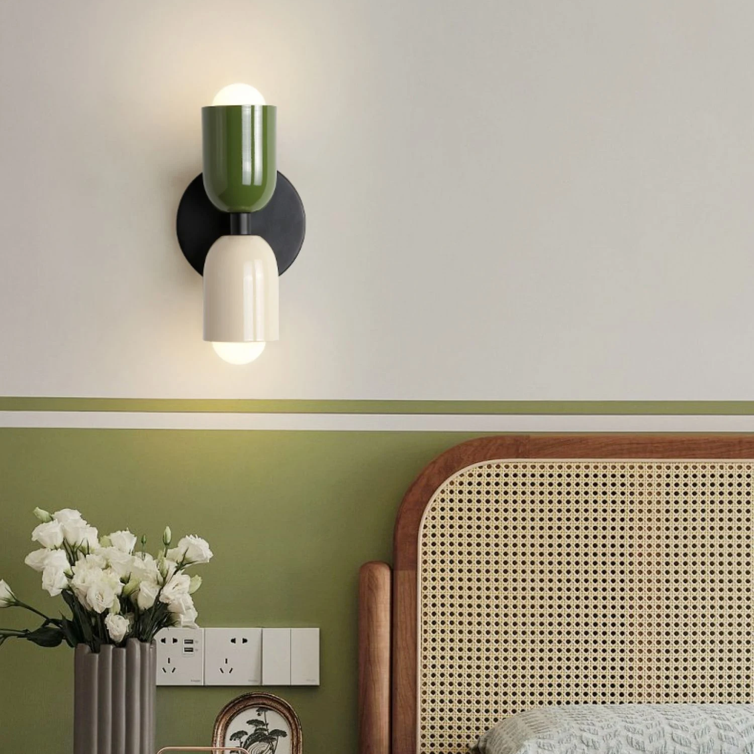 LuxeLumière - Applique Murale Double Design Moderne en Acier Inoxydable, Écologique et Facile à Installer