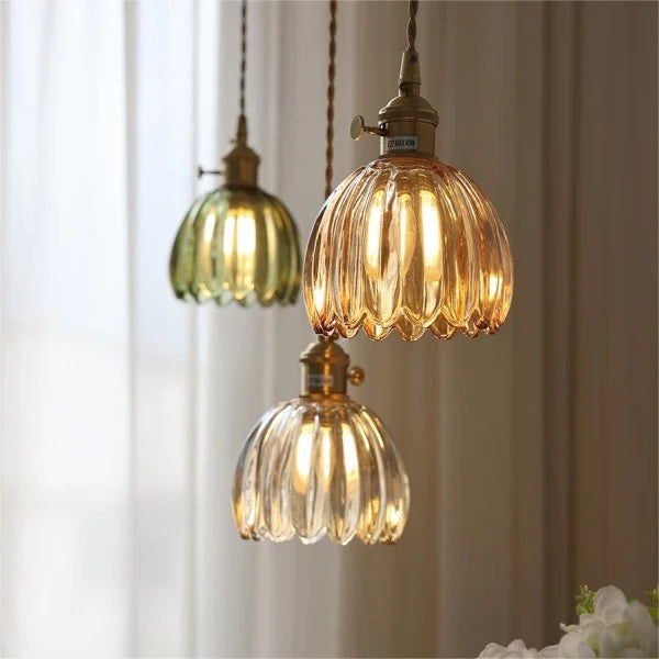 LumiChic - Suspension en Verre Floral Japonais, Éclairage Élégant pour Décoration Moderne