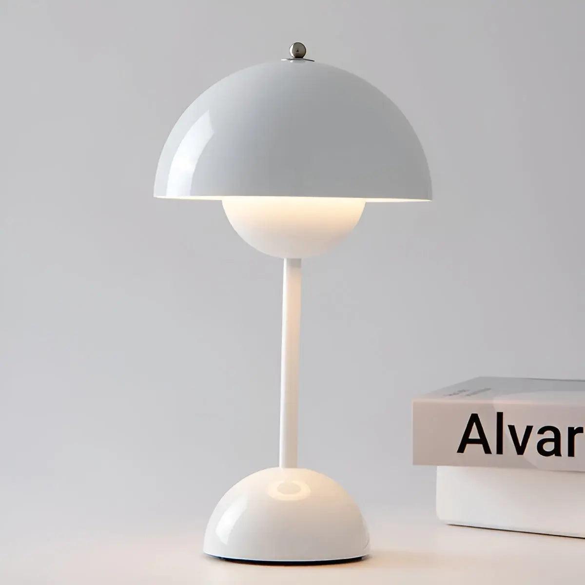 LumiTendance - Lampe de table moderne en acier inoxydable