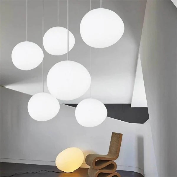LumièreZen - Suspension en Verre Soufflé pour Une Ambiance Douce