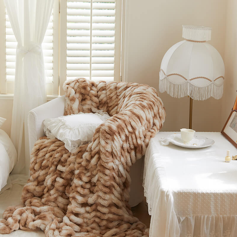 CocoonChic - Couverture en Fausse Fourrure Douce et Élégante pour Lit