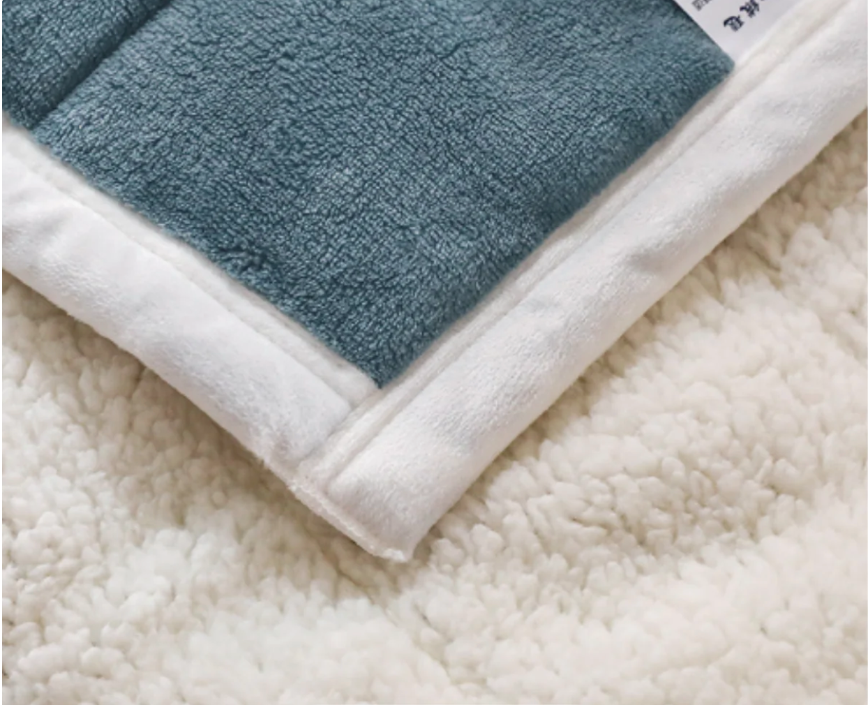 Cozysheet - La Couverture Triple Épaisseur la Plus Douce pour l'Automne et l'Hiver