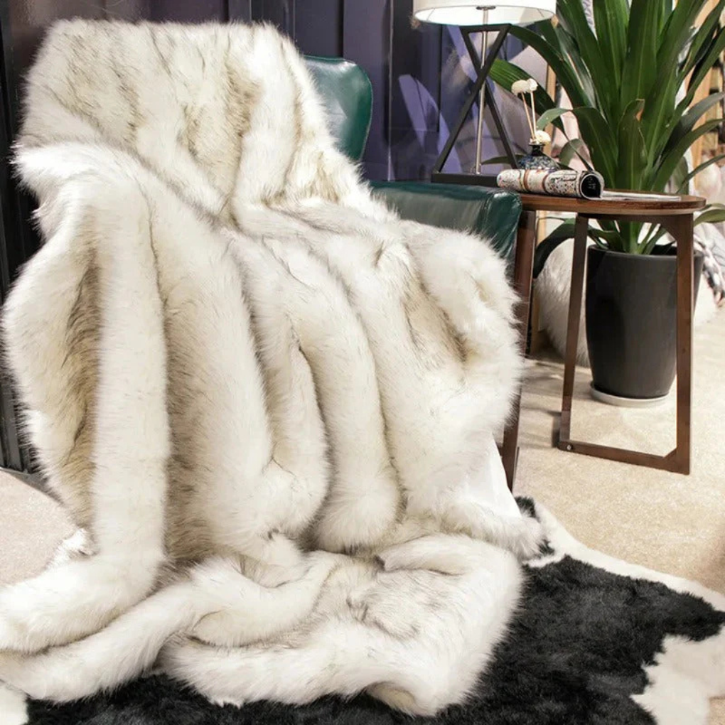 Couverture en fausse fourrure – Confort et élégance
