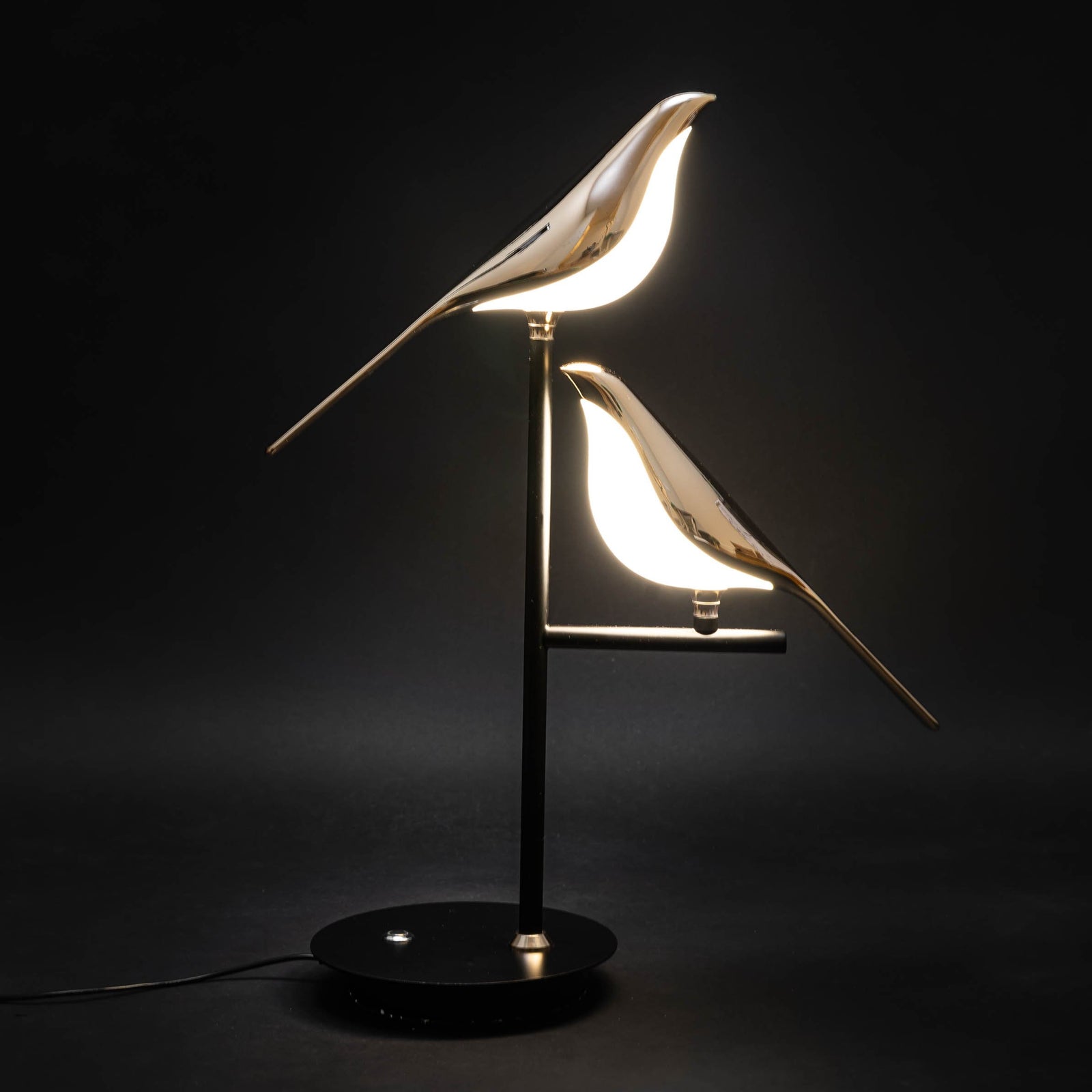 LumièreChic - Lampe de bureau LED moderne en or galvanisé