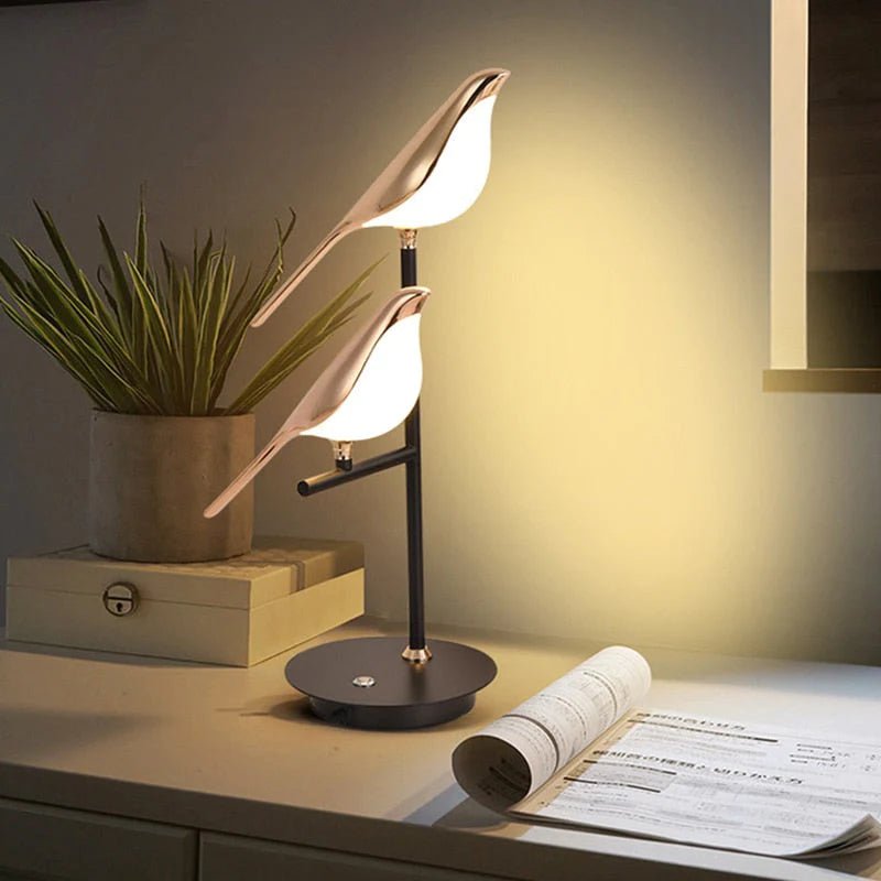 LumièreChic - Lampe de bureau LED moderne en or galvanisé