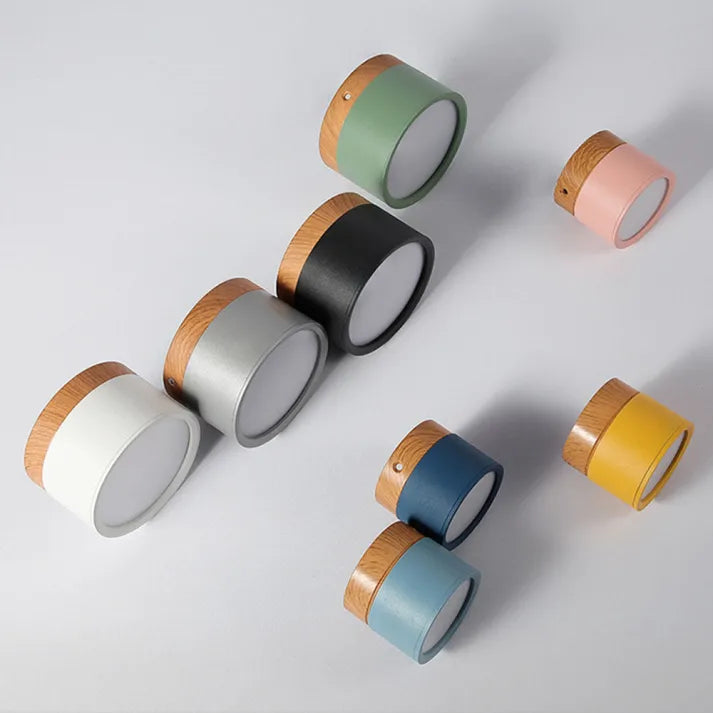 LumiZénith - Plafonnier LED Cylindrique pour Couloir Modern et Énergétiquement Efficace