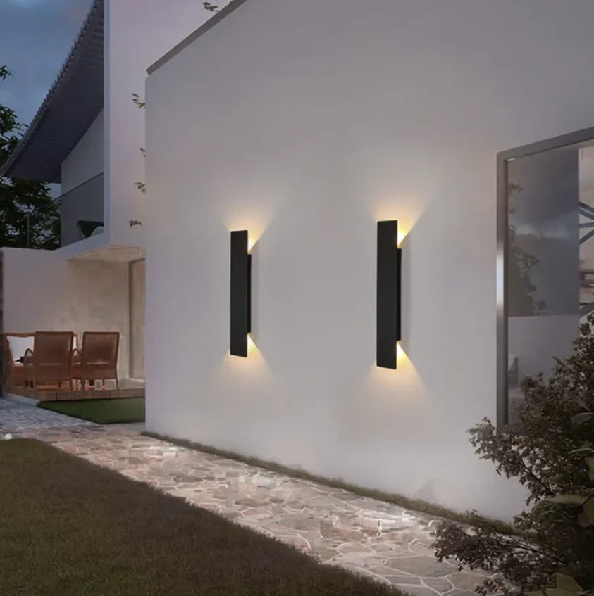 LumièreChic - Applique Murale Extérieure en Aluminium Étanchéité IP65