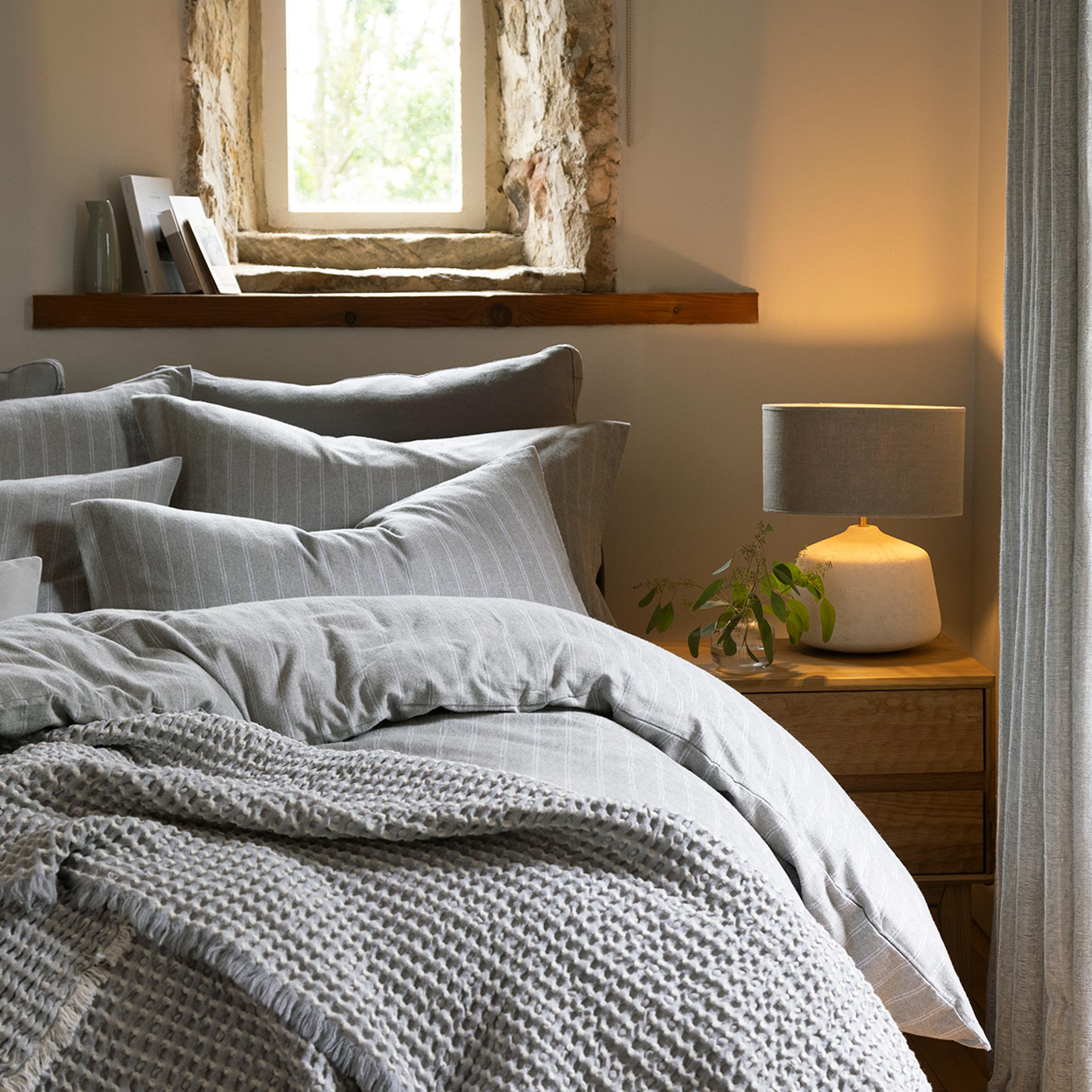 Coton Doux - Ensemble de Couette Rayé en Flanelle 100% Confortable