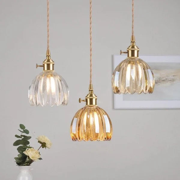 LumiChic - Suspension en Verre Floral Japonais, Éclairage Élégant pour Décoration Moderne